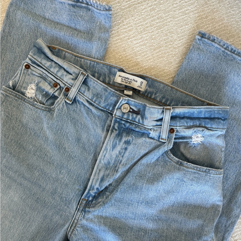Abercrombie & Fitch High Rise Light Blue Jeans